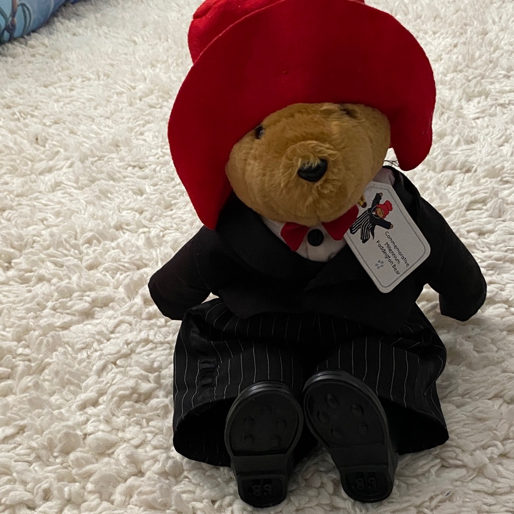 Vintage paddington bear Red Hat Black Suit tie and removable boots NWT ¥